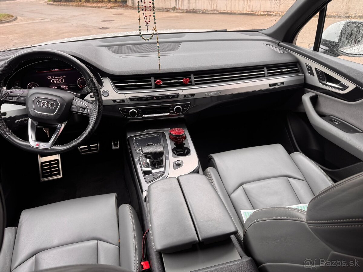 Ponúkam Audi Q7 .3,0TDi F1 Sline 200kw - 9