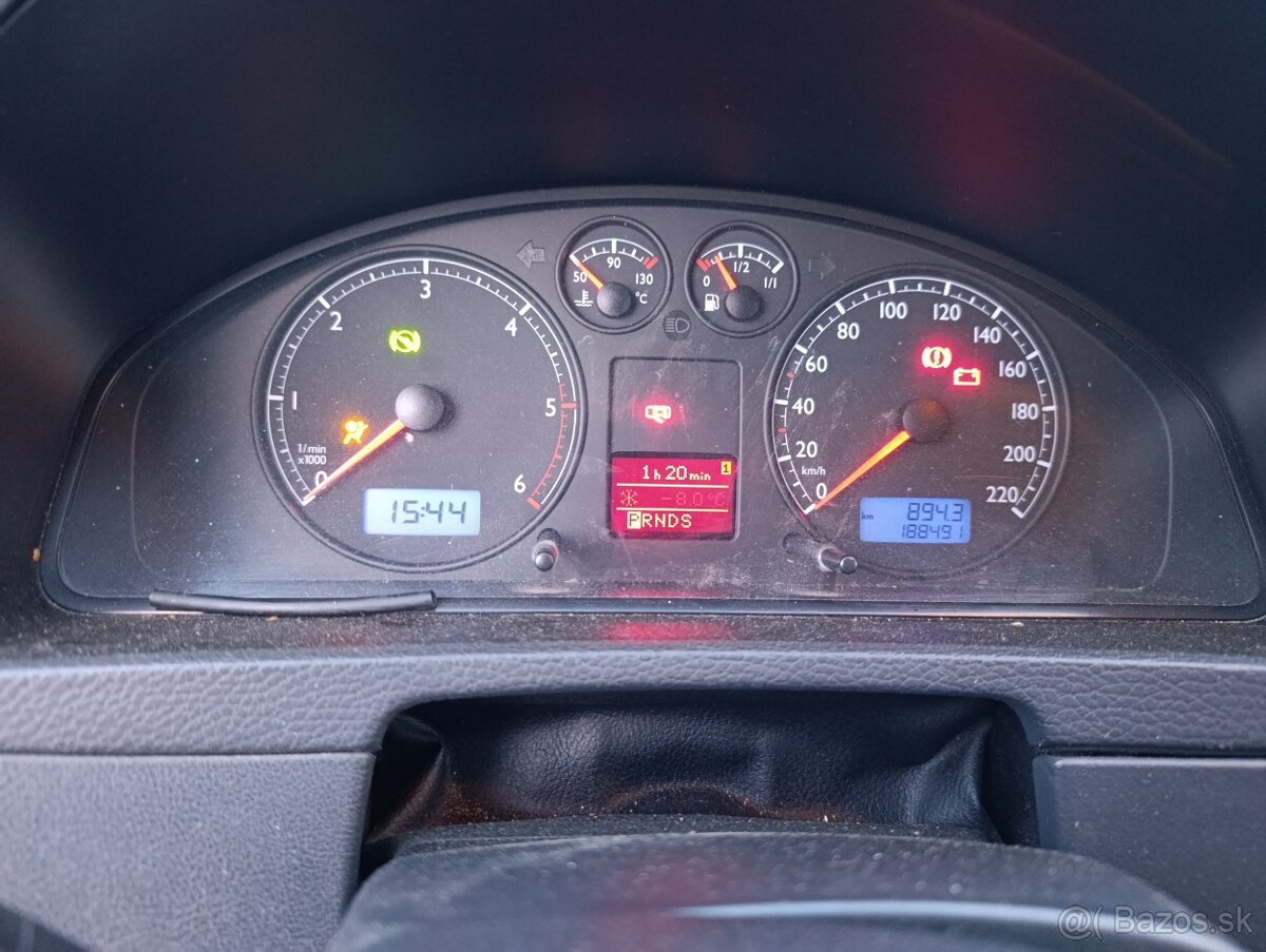 VOLKSWAGEN T5 MULTIVAN - 9