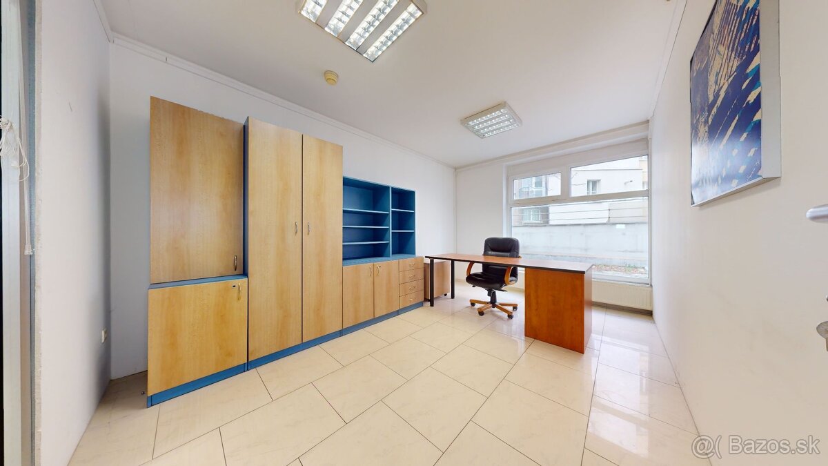 Predaj priestoru v Starom Meste, Mickewiczova ul. - 9