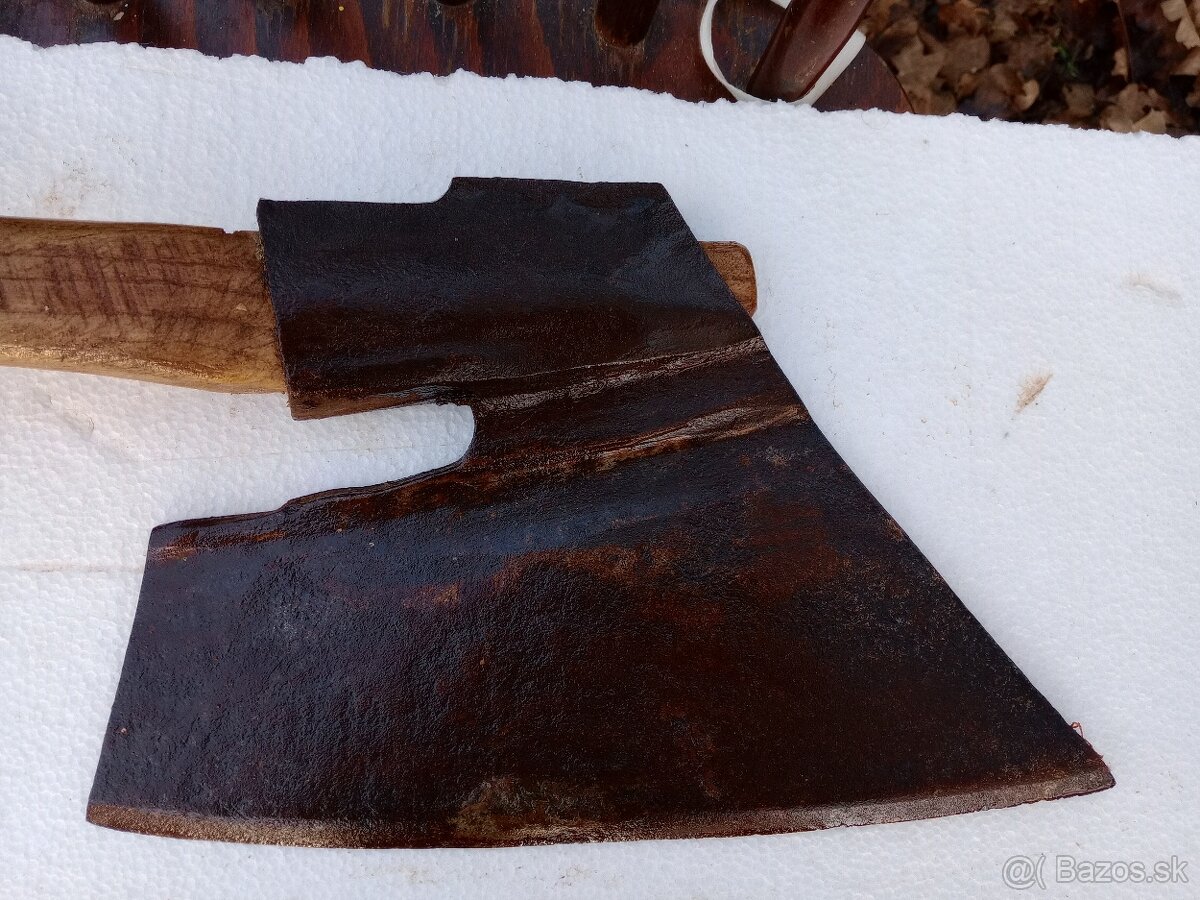 Sekery.Tešla.Topor. - 9