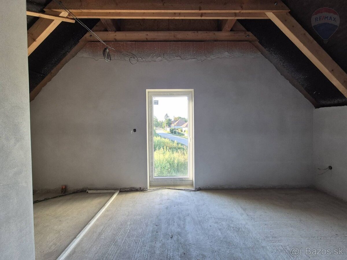 Poschodová novostavba RD na pozemku 468 m², Paňa - 9