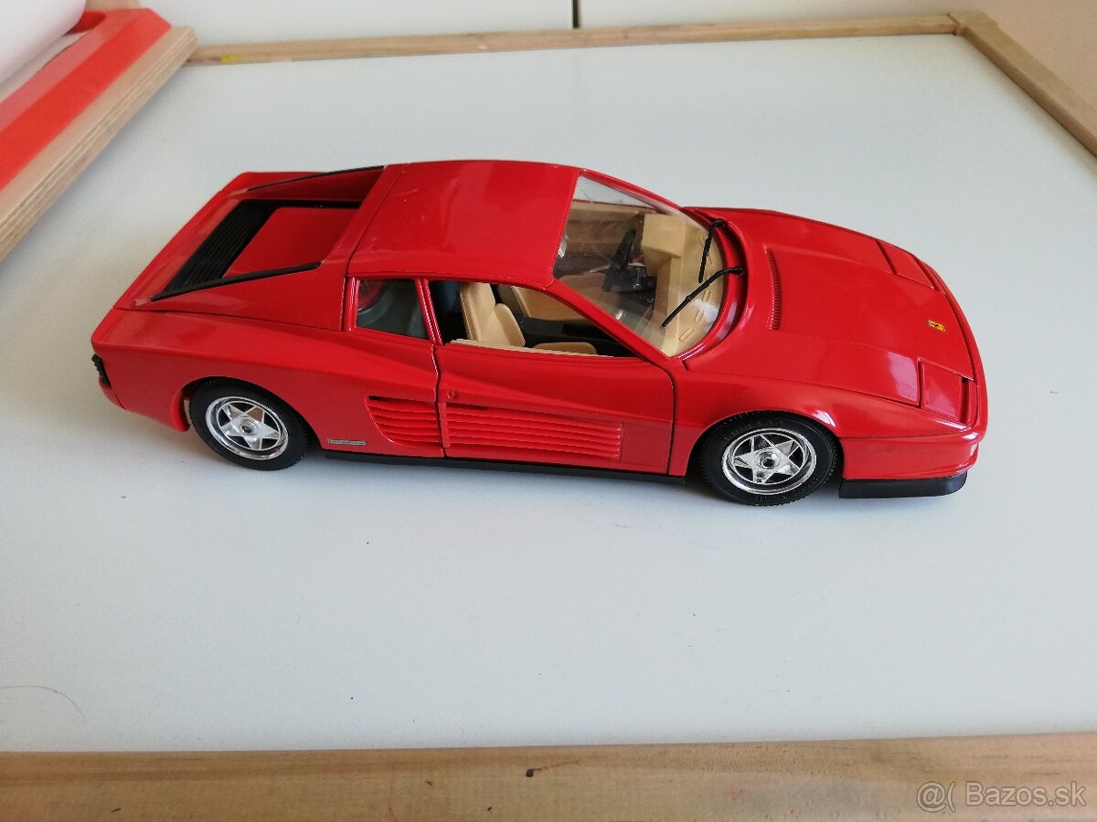 1:18 FERRARI testarossa Bburago cervena - 9