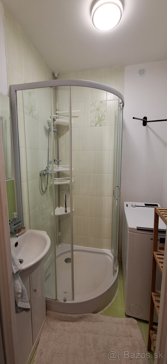 Na prenájom 1 izbový byt na západe - 9