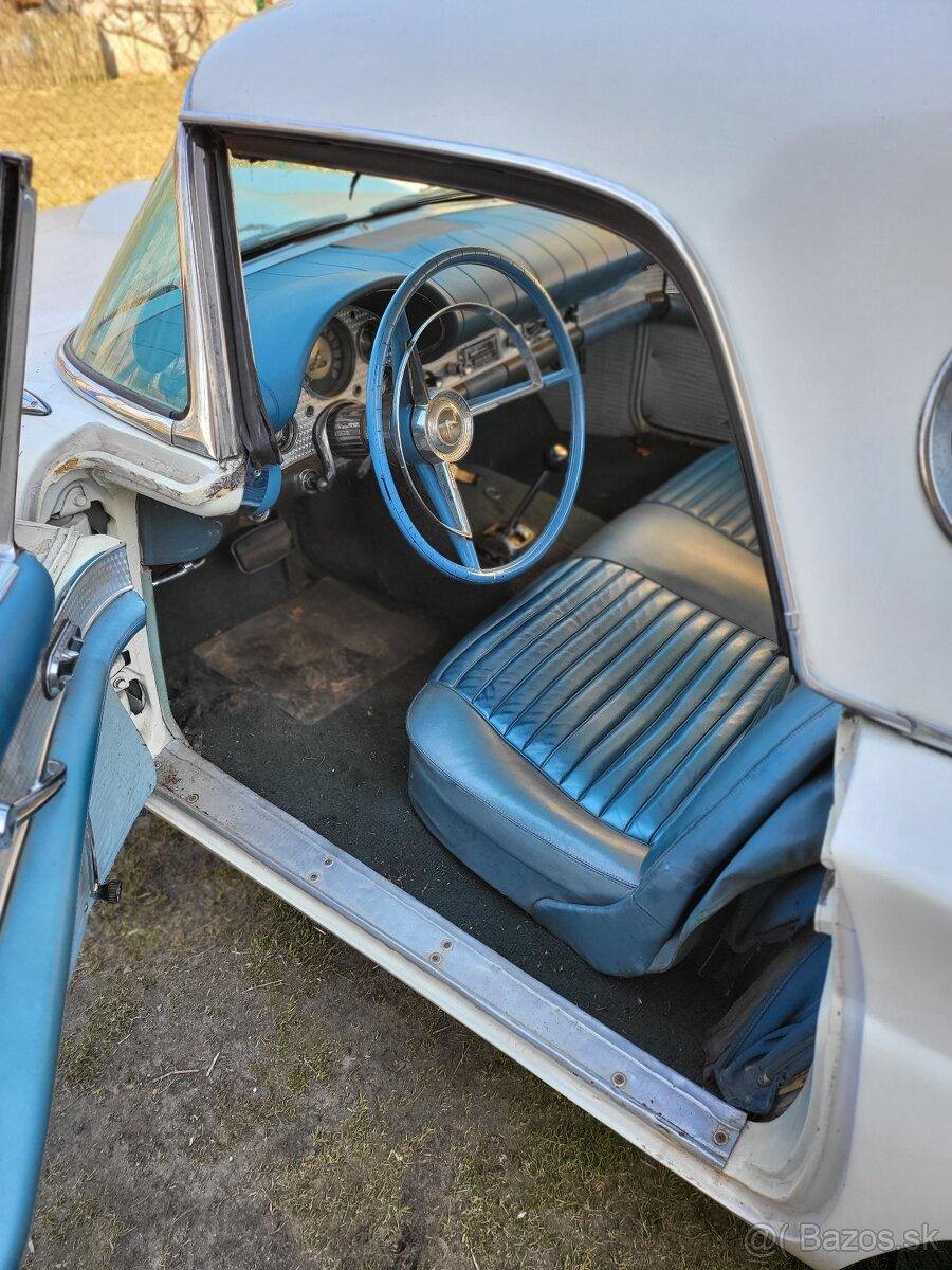 Ford Thanderbird - 9