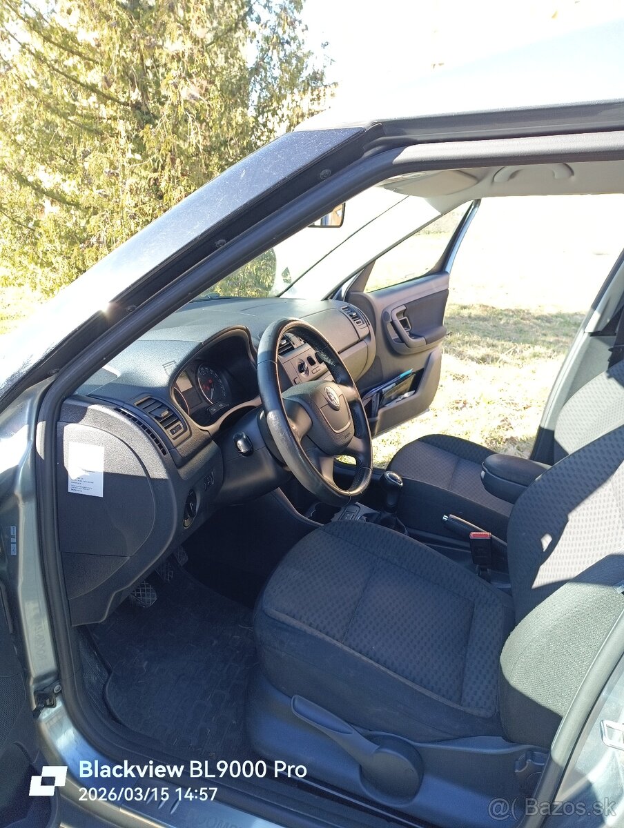 Škoda Roomster 2013 tsi - 9