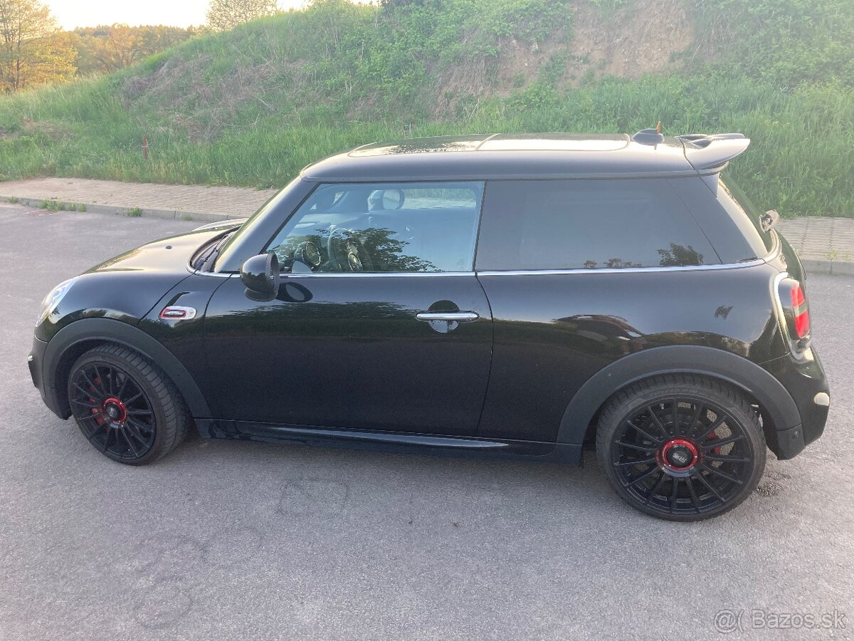 Mini John Cooper Works 170kw A/T JCW - 9