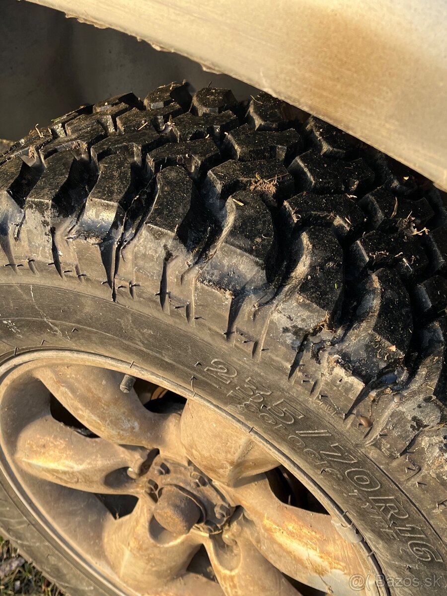 Nissan Terrano 2.7 TDI - 9