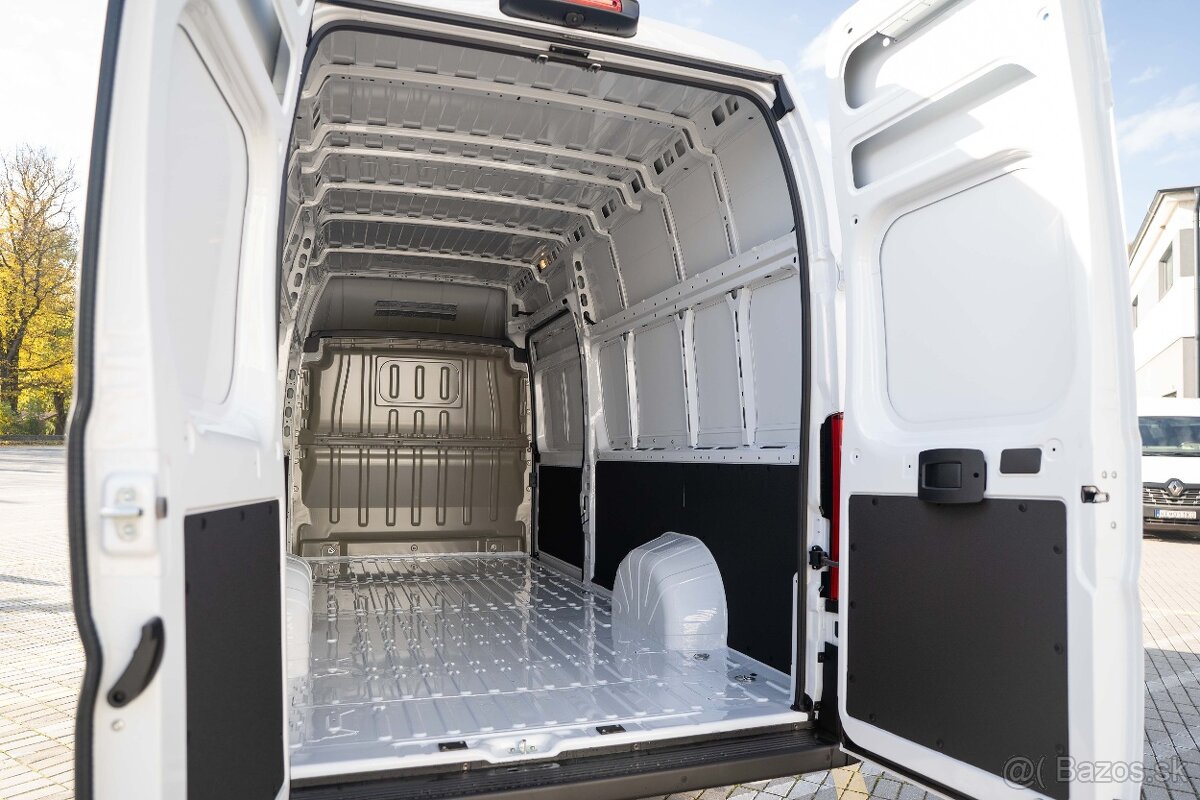 Citroën Jumper Furgon 35 L4H3 2.2 BlueHDi 180 €6.4 BVM6 (MY - 9