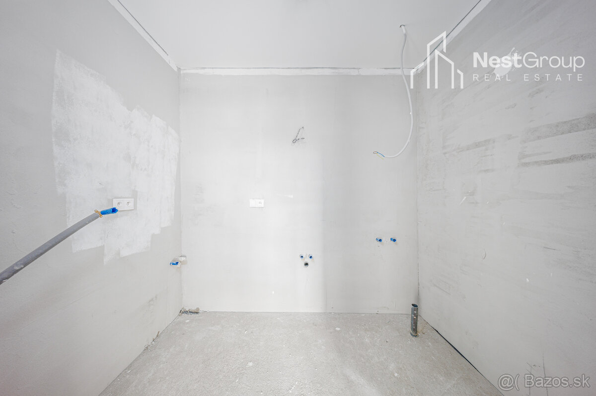 PREDAJ NOVOSTAVBA 4-IZBOVÝ DVOJPODLAŽNÝ RD, POZEMOK 300m2 - 9