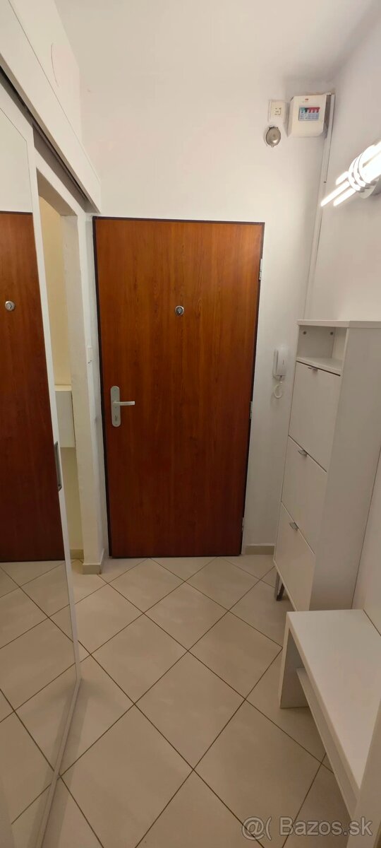 Realitný kancelária REALADR s.r.o. - 9