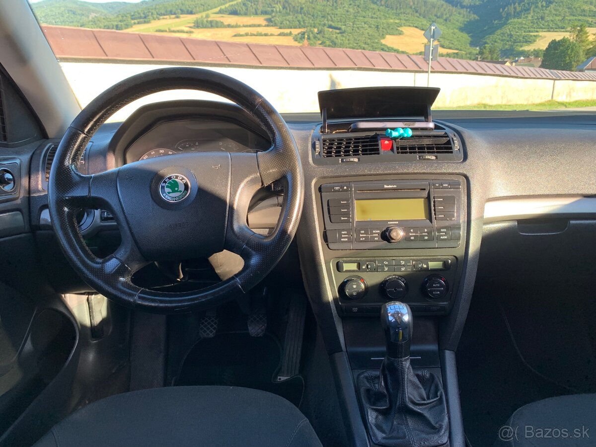Škoda Octavia 2 1.9TDI 77kw - 9
