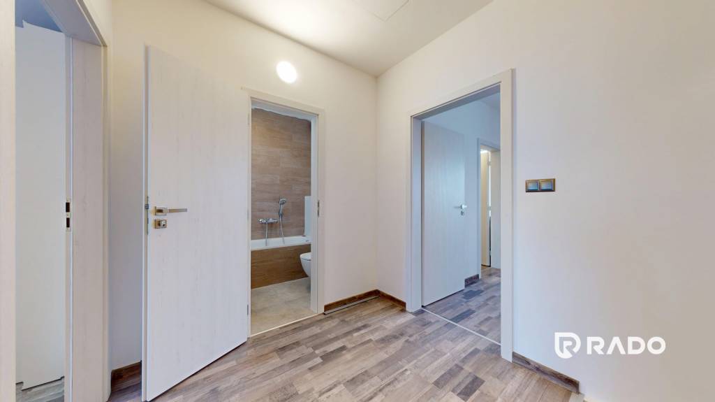 RADO | 4-izbový dom 140m2 + pozemok 263m2 | Slovenský Grob - 9