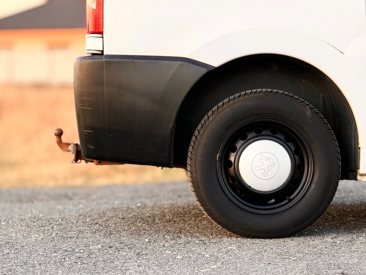 Peugeot Expert 1.6L L4 DOHC 16V - 9