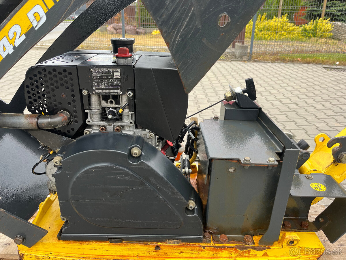 Reverzná vibračná doska Bomag BPR 35/42 D/E - 9