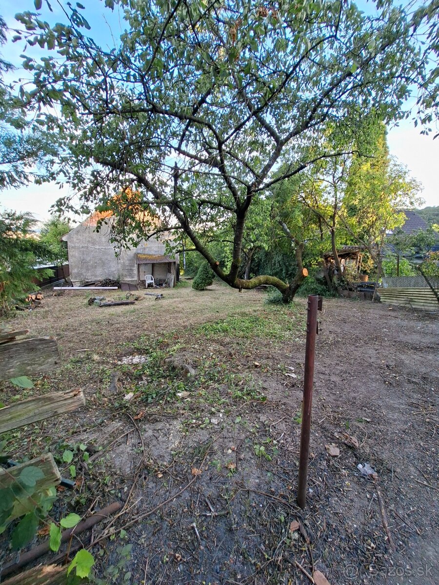 Pozemok Kavečianska - 9