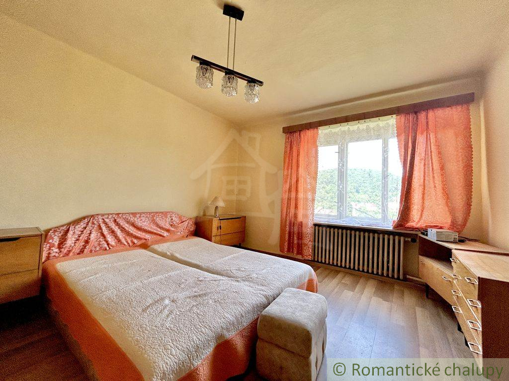 ZNÍŽENÁ CENA - Ihneď obývateľný dom v tichej časti obce Ge - 9