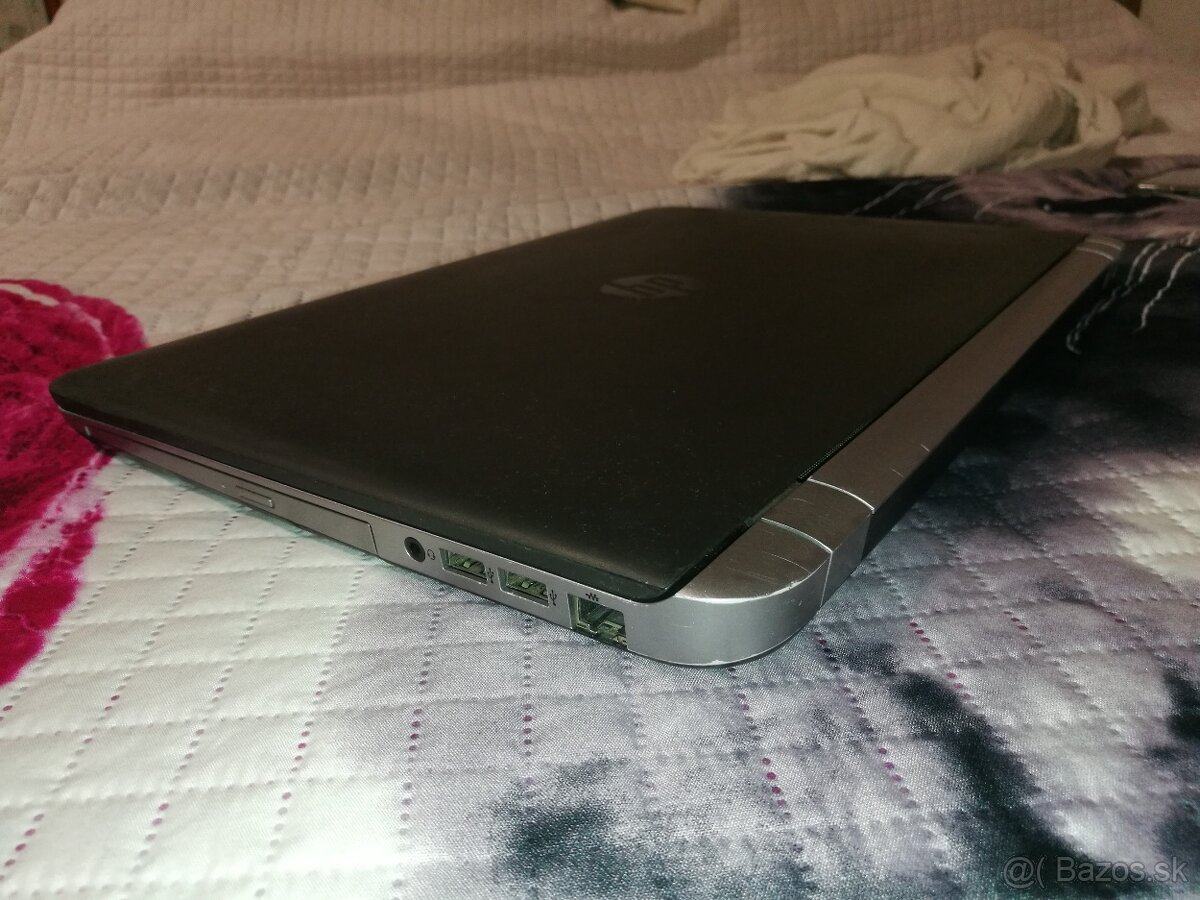 HP ProBook. i5. 15,6". RAM 16 GB. SSD 256 GB +1 000 GB. - 9