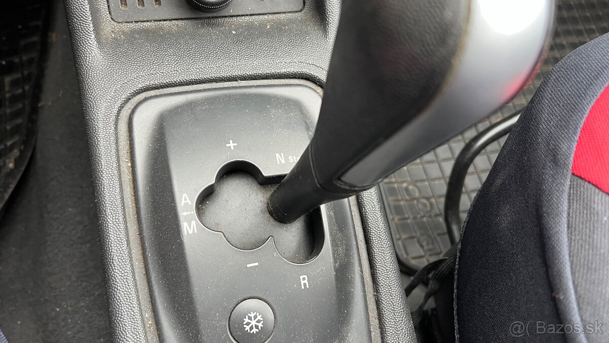 Opel Corsa C 1.0 automat (Easytronic) - 9