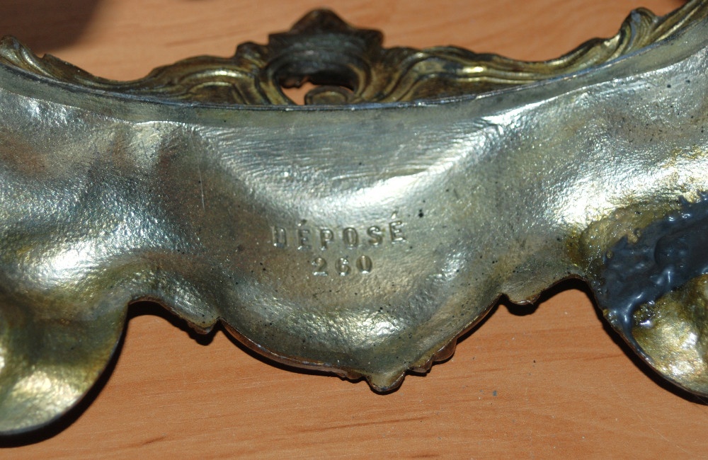 Starožitná bronzová žardiniéra - 9