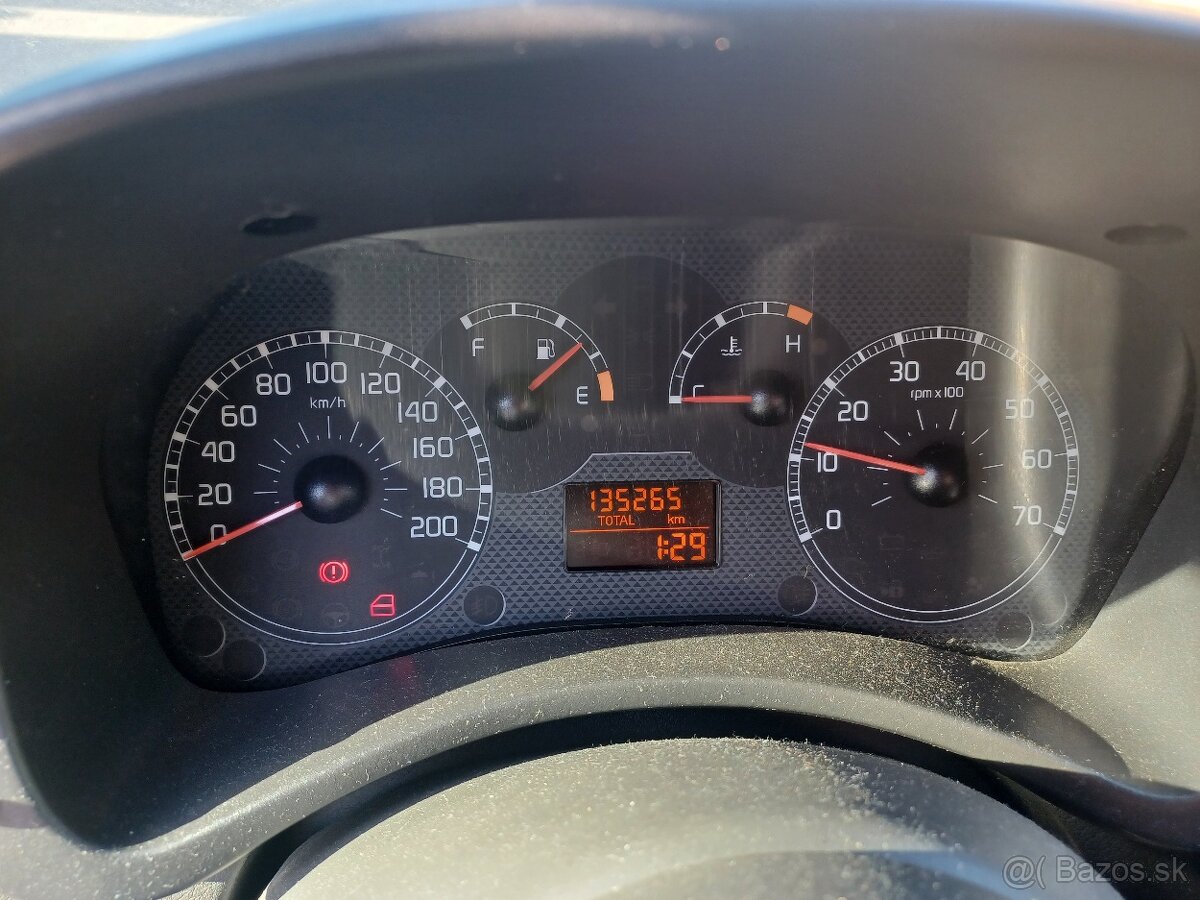 Predám Fiat Panda 1,2 benzín 44kW - 9