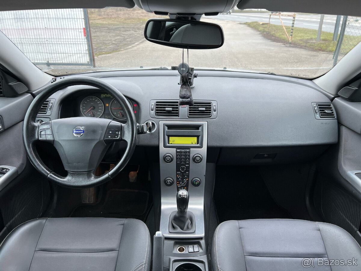Volvo V50 2.0D diesel, 100kW, MT/6, rok:06.2005. - 9