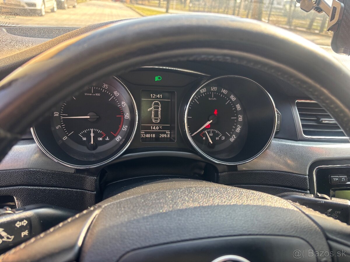 Škoda Superb 1.9 td - 9