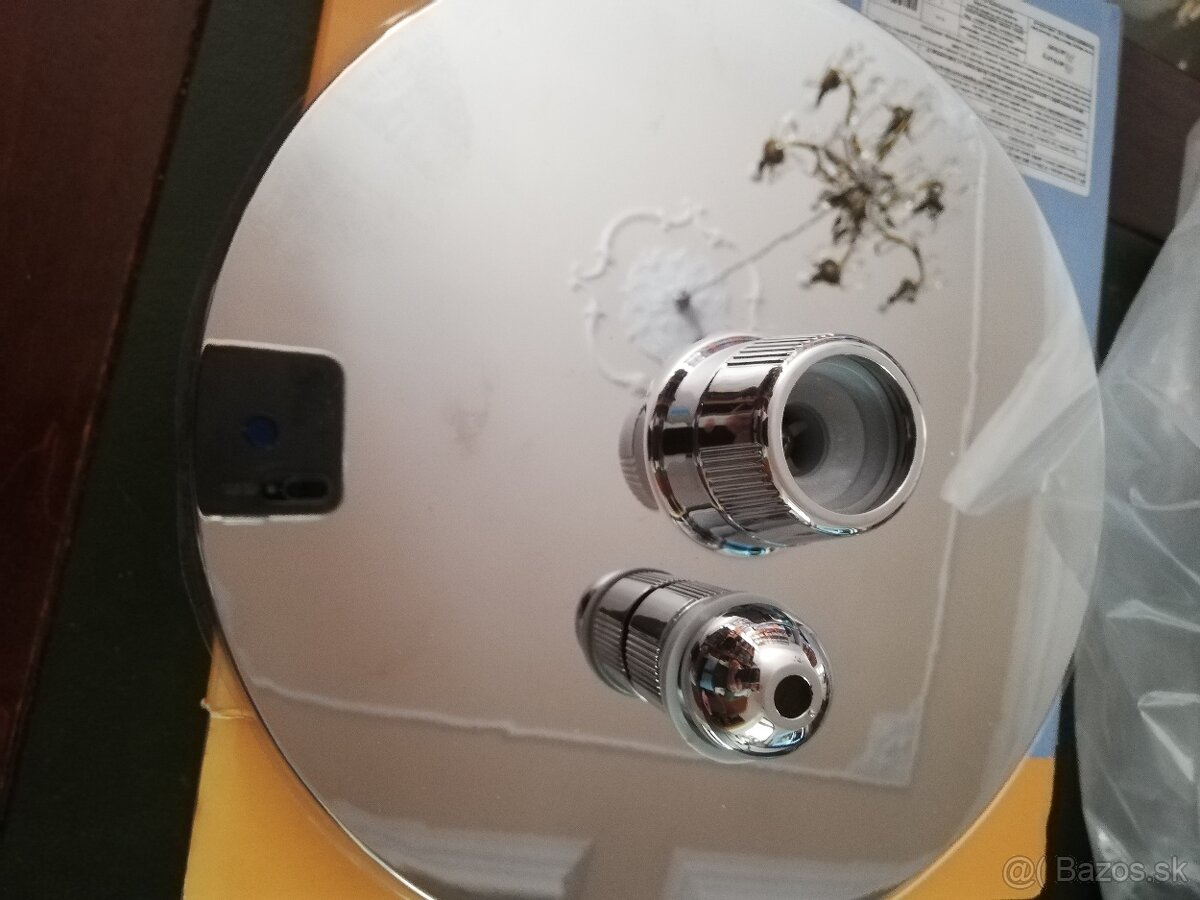 Sprchová hlavica - 9