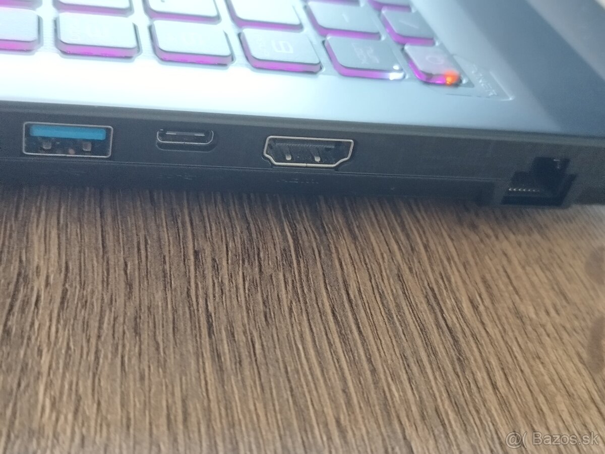 MSI Katana 15 b13v zaruka do 2/2028 - 9