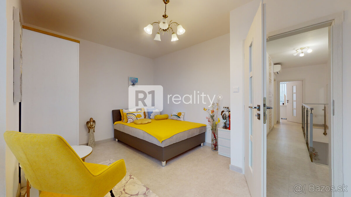 Dvojdom "SpA 24" /2 x 4 izbové byty s vlastným pozemkom/dv - 9