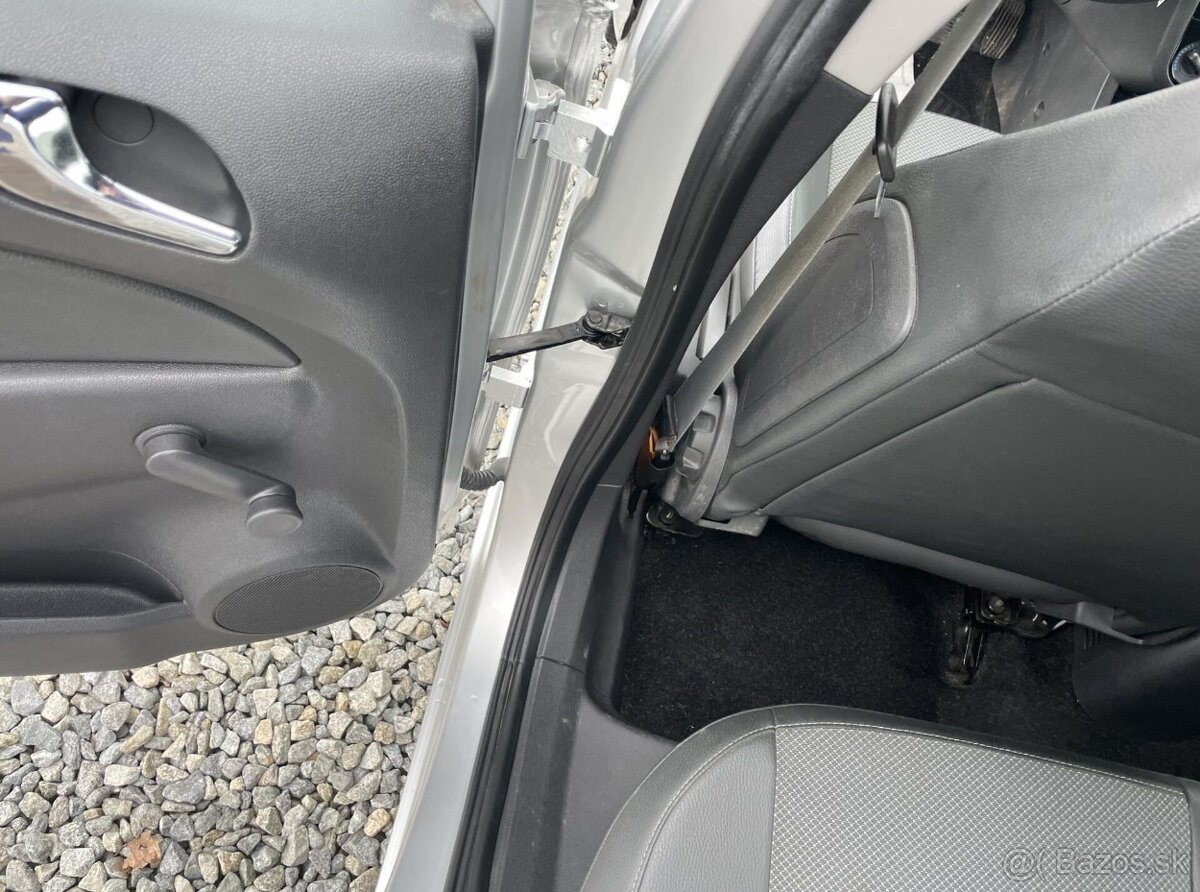 Opel Corsa 1.2i 80PS 141000KM KLIMA STK - 9