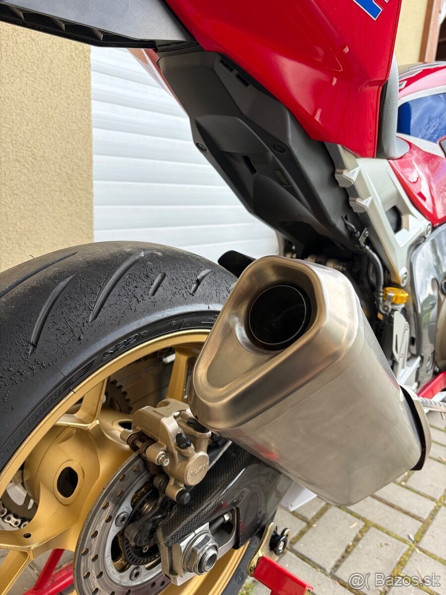 HONDA CBR 1000RR SP 2018 - 9