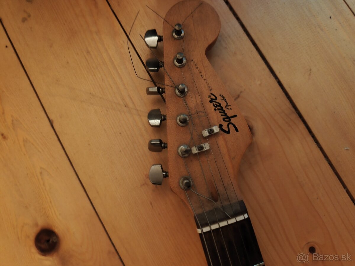 Basový reproduktor, zosilovač, elektrická gitara - 9