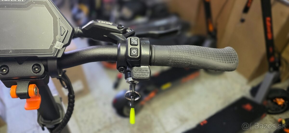 Kukirin Master 6. so XOD brzdami - 9