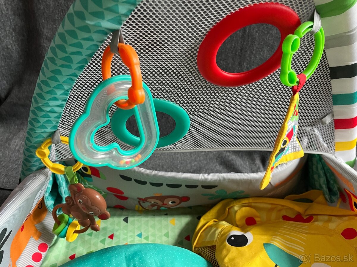 Bright Starts Deka na hranie 5v1 - 9