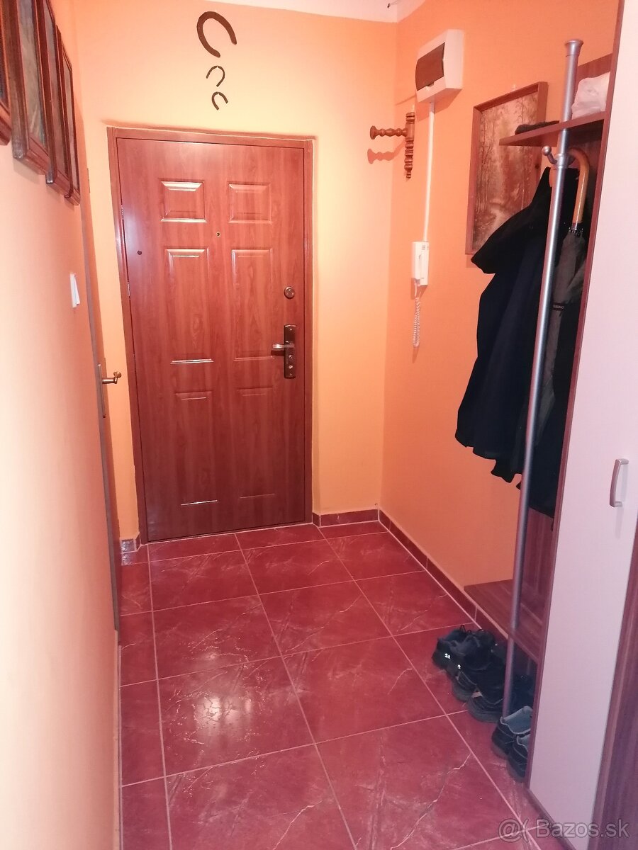 1 izbový byt Nové Zámky - 9