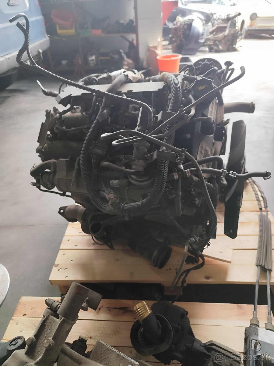 Predám motor z Iveco Daily 3,0d 130kw - 9