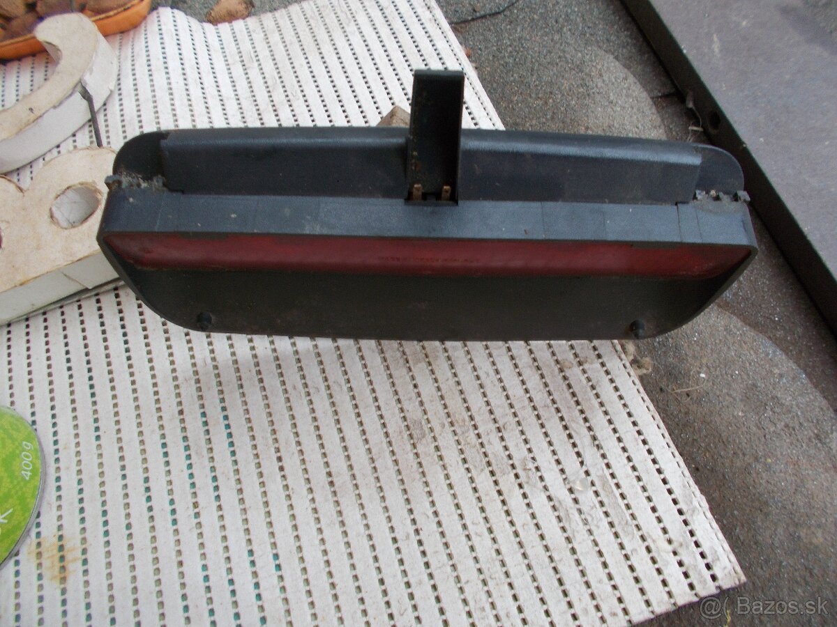 Predam pre Favorit Felicia svetla nove brzdy manzety - 9