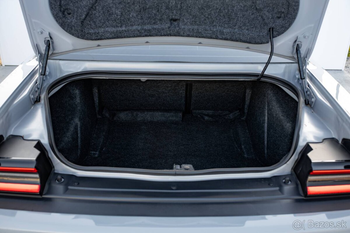 Dodge Challenger R/T, 5,7 HEMI - 9