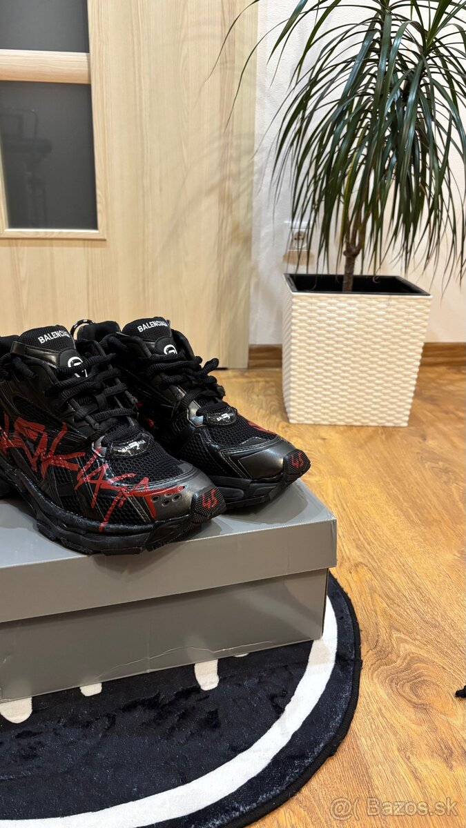 Jordan 4, Balenciaga Runner, Timberland - 9