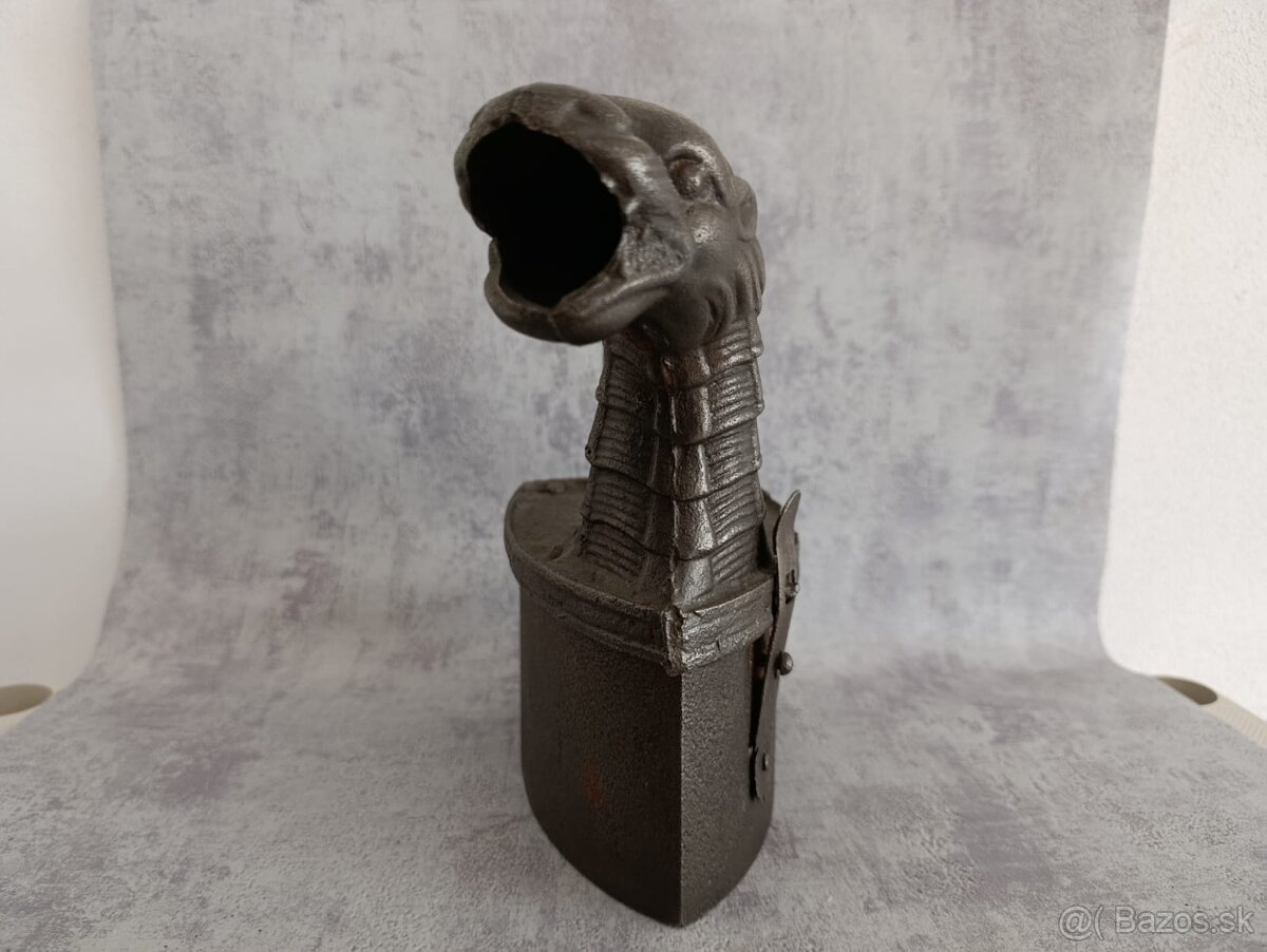 Atypická sběratelská žehlička DRAK do vaší sbírky, muzea - 9