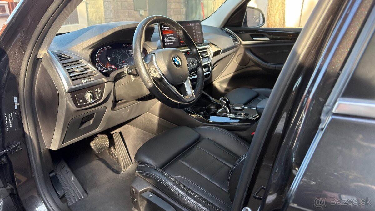 BMW X3 xDrive30i mHEV PANO, LASER - 9