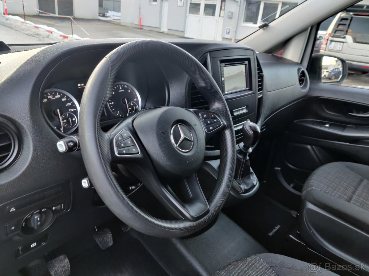 Mercedes Vito - 9