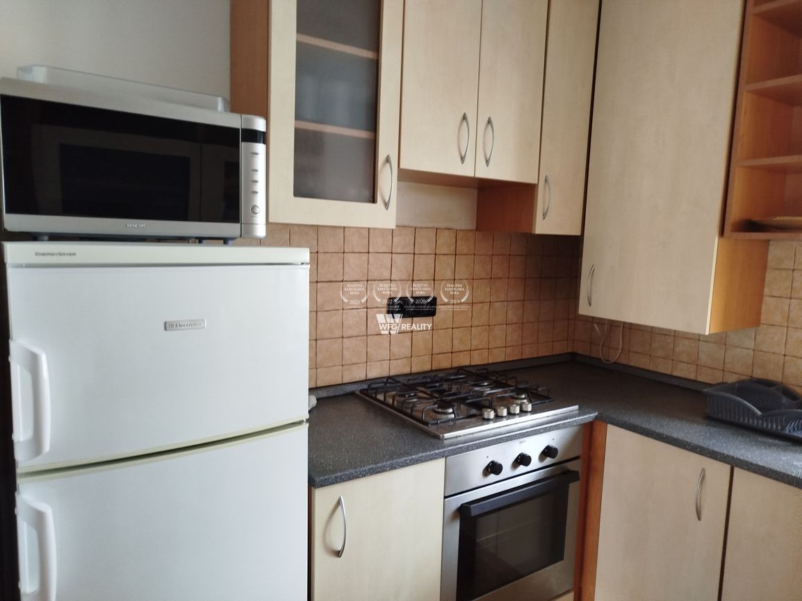 Veľký 2 izbový 85m2 byt na prenájom, centrum, AS vedľa - 9