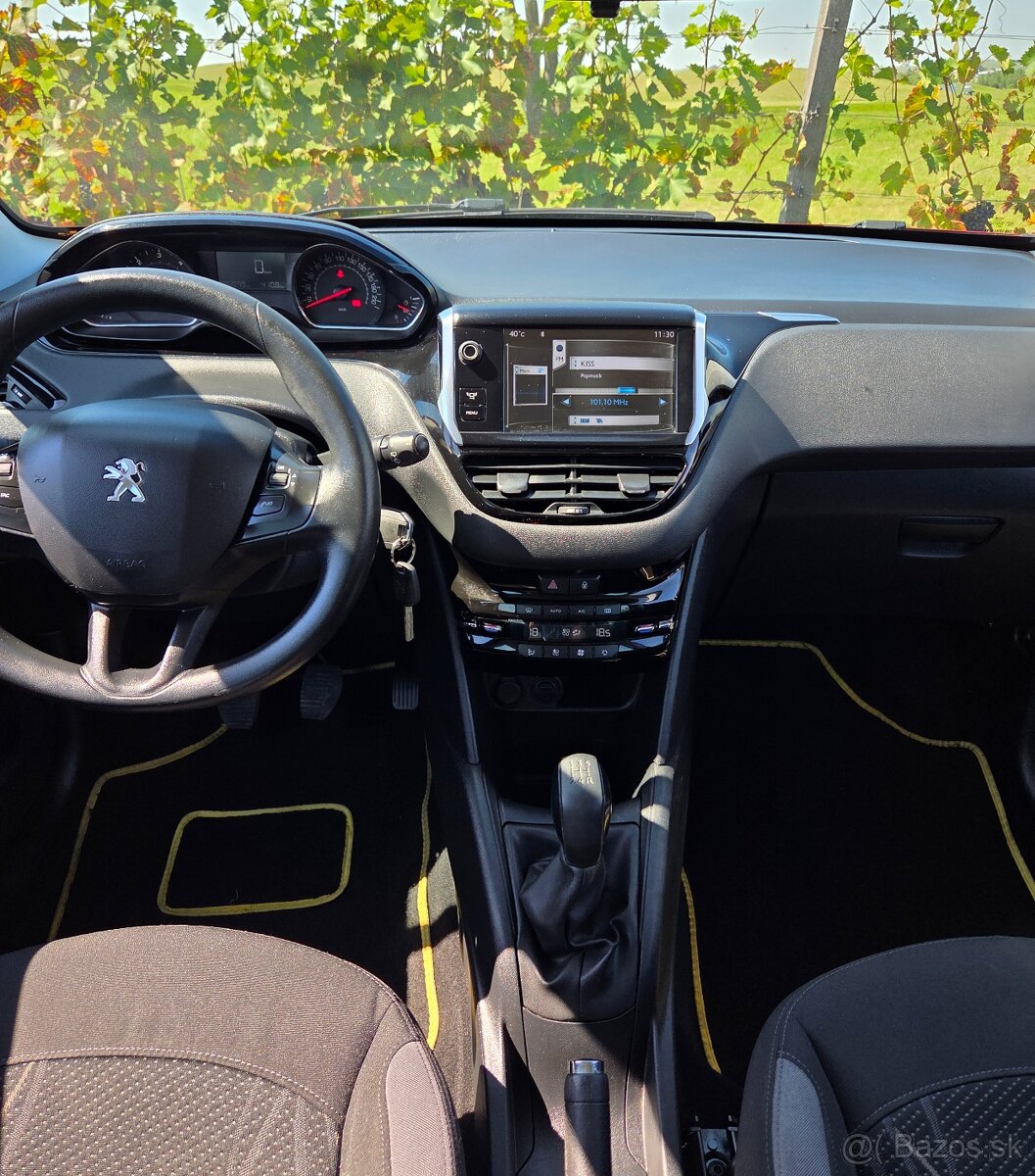 Peugeot 208 1.6 HDi 68KW/92 koní R.V.08/2012 - 9