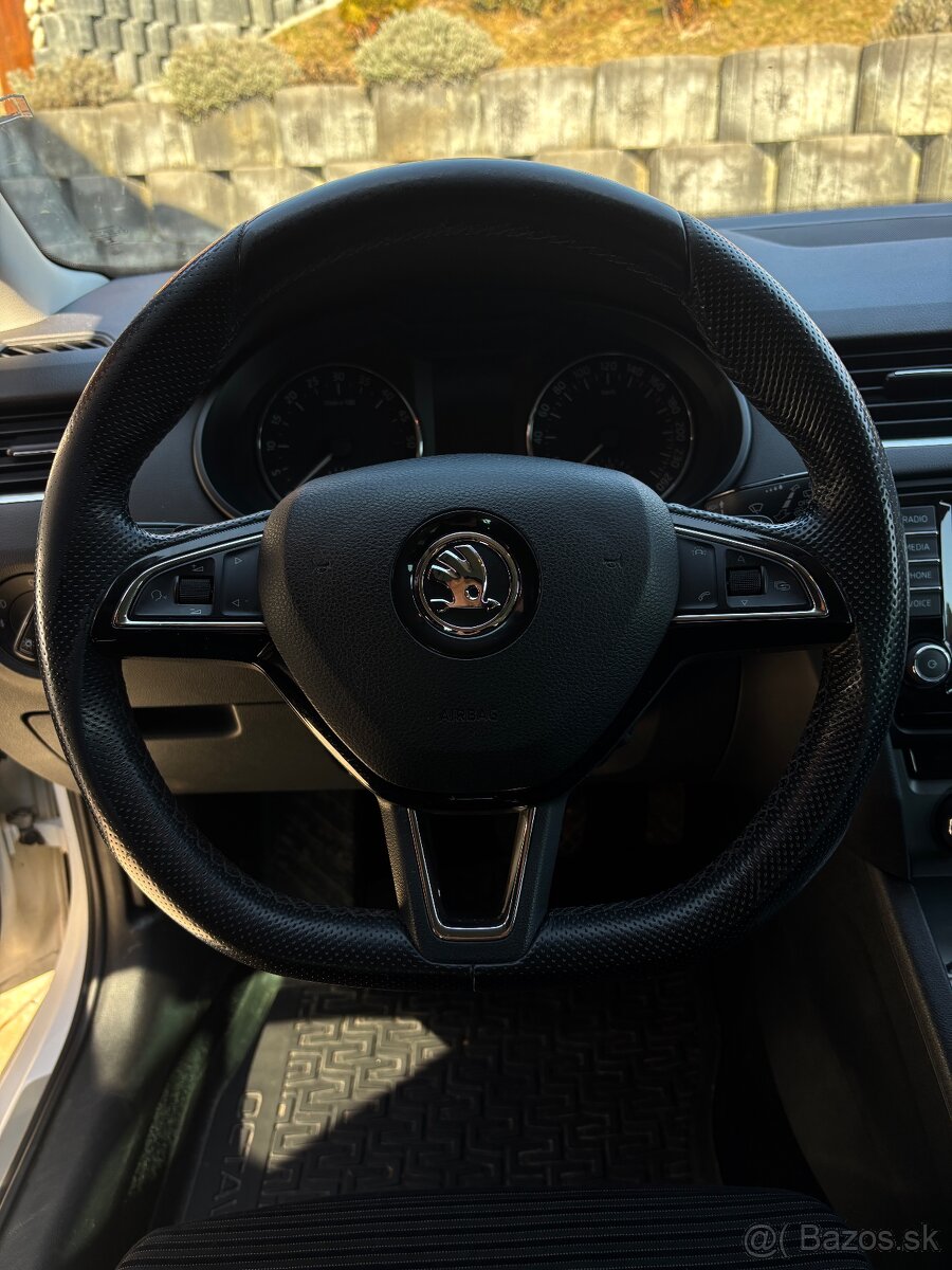 ŠKODA OCTAVIA 1.6 TDI - 9