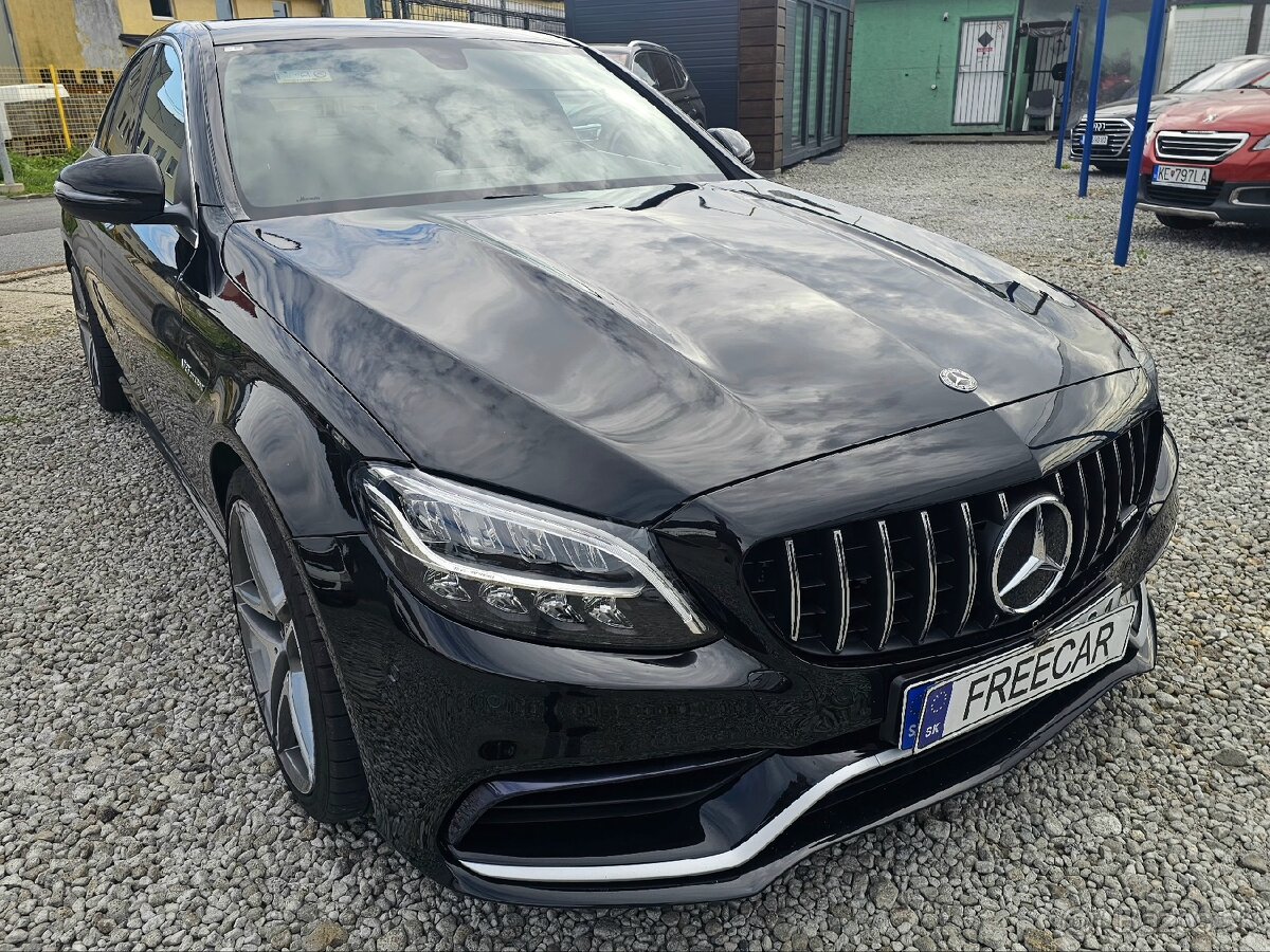 Mercedes-Benz C63 AMG A/T - 9