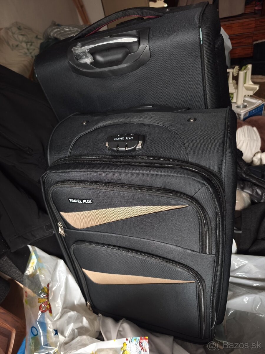 Kvalitné cestovné kufre, rôzne veľkosti - 9