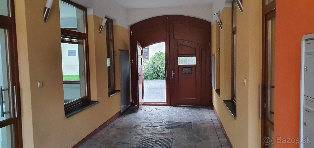 Amnis Office House Trnava - Kancelária s balkónom - 380€ - 9