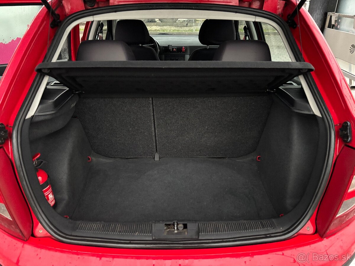 ŠKODA FABIA 1.4 MPi Hatchback - 9