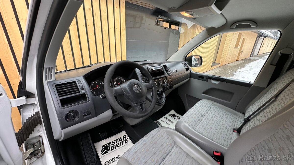 VW Transporter Kombi 2.0 TDi, 9m, Webasto - 9